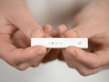 بعد عملية الترانسفير متى يبين حدوث الحمل ؟