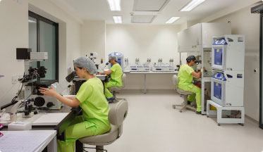 Най-съвременна ембриологична лаборатория