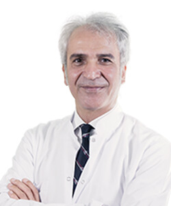 Dr. Zeki Akkum