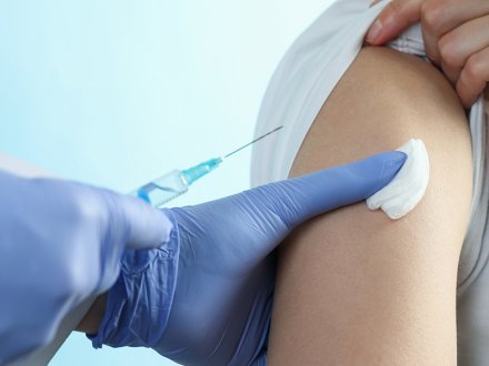 Tüp Bebek Tedavisinde Covid-19 Aşısı Yaptırılmalı mıdır?
